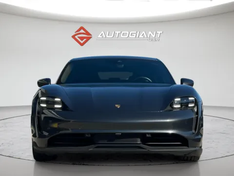 More photos of 2022 Porsche Taycan at AutoGiant USA Fishers, IN