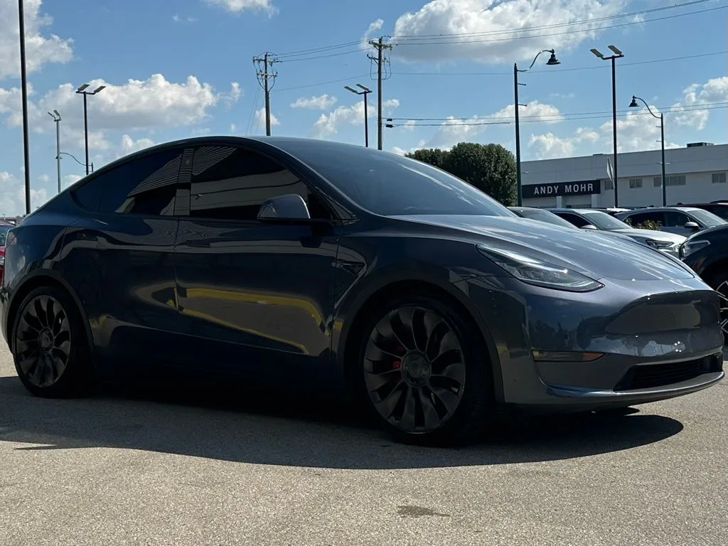 2021 Tesla Model Y Performance photo 4