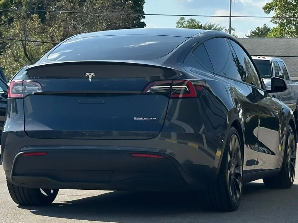 2021 Tesla Model Y Performance photo 3
