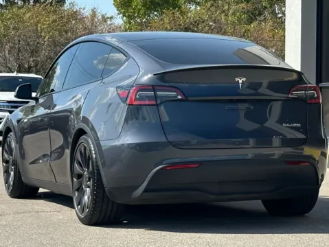 More photos of 2021 Tesla Model Y Performance at AutoGiant USA Fishers, IN