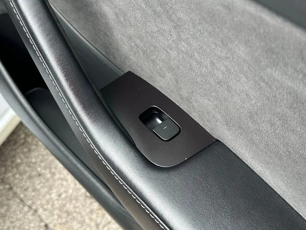2022 Tesla Model 3 Performance photo 29
