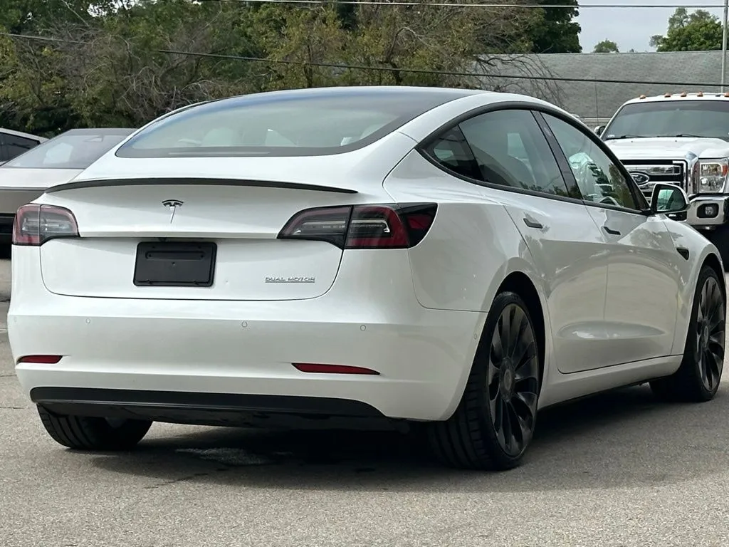 2022 Tesla Model 3 Performance photo 43
