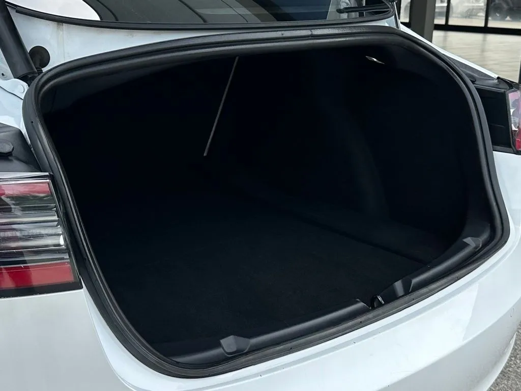 2022 Tesla Model 3 Performance photo 39