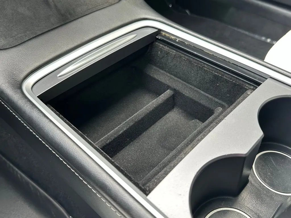 2022 Tesla Model 3 Performance photo 16