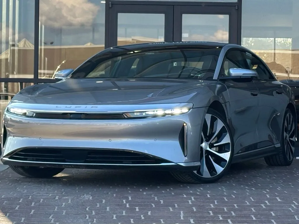 Silver 2022 Lucid Air Grand Touring for sale in Fishers, IN