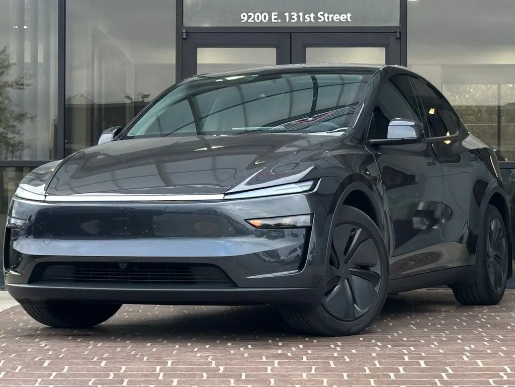 Used 2026 Tesla Model Y Long Range for sale in Fishers, IN at AutoGiant ...
