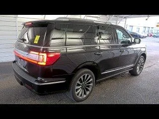More photos of 2020 Lincoln Navigator Reserve at AutoGiant USA Fishers, IN