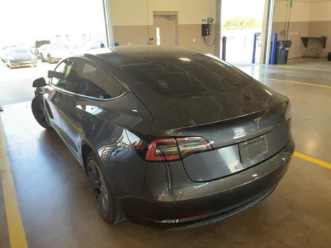 More photos of 2022 Tesla Model 3 at AutoGiant USA Fishers, IN