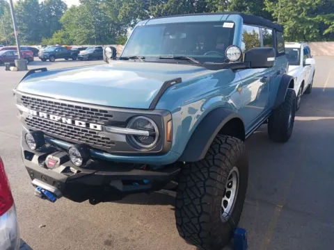 Blue 2022 Ford Bronco Badlands for sale in Fishers, IN