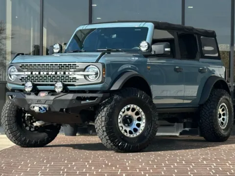 Blue 2022 Ford Bronco Badlands for sale in Fishers, IN