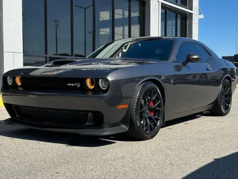 More photos of 2016 Dodge Challenger SRT Hellcat at AutoGiant USA Fishers, IN