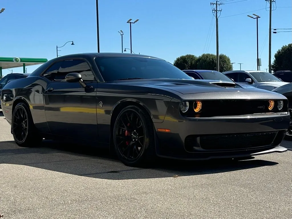 2016 Dodge Challenger SRT8 Hellcat photo 4