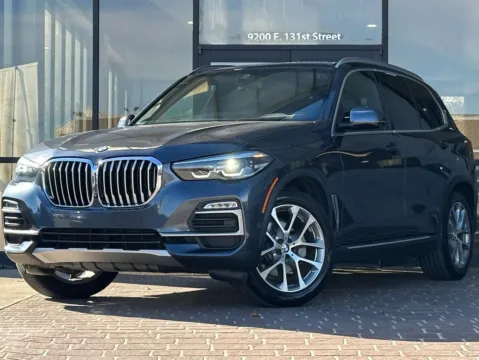 Gray 2019 BMW X5 xDrive40i for sale in Fishers, IN