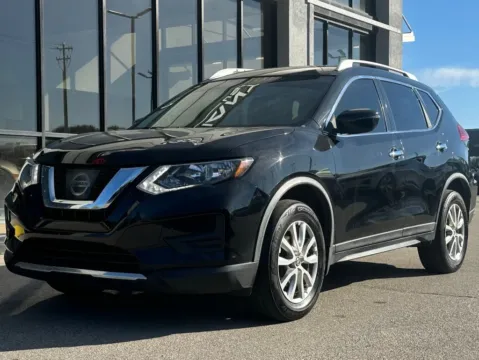 More photos of 2017 Nissan Rogue SV at AutoGiant USA Fishers, IN
