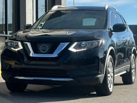 More photos of 2017 Nissan Rogue SV at AutoGiant USA Fishers, IN