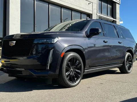 More photos of 2022 Cadillac Escalade ESV Sport Platinum at AutoGiant USA Fishers, IN
