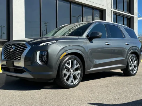 More photos of 2021 Hyundai Palisade Limited at AutoGiant USA Fishers, IN