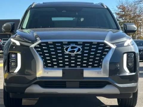 Another view of 2021 Hyundai Palisade Limited for sale in Fishers, IN at AutoGiant USA Fishers