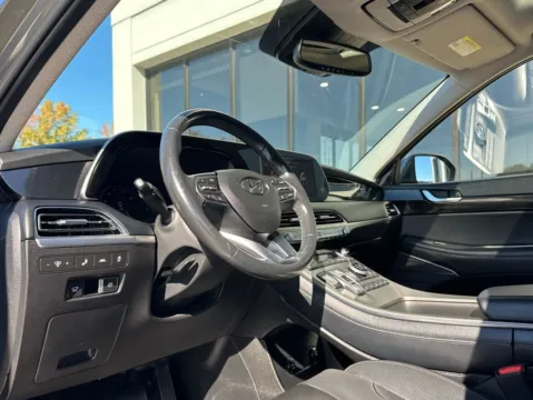 Photos of 2021 Hyundai Palisade Limited for sale in Fishers, IN at AutoGiant USA Fishers