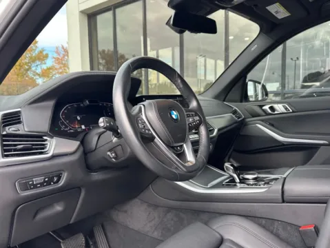 Photos of 2022 BMW X5 xDrive40i for sale in Fishers, IN at AutoGiant USA Fishers