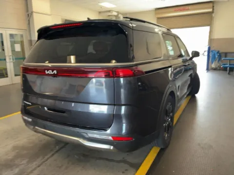 More photos of 2023 Kia Carnival SX Prestige at AutoGiant USA Fishers, IN