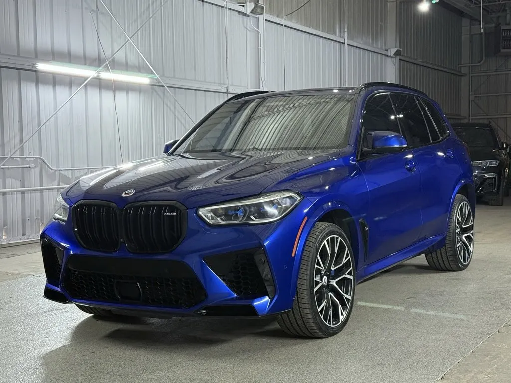2022 BMW X5 M Base's photo