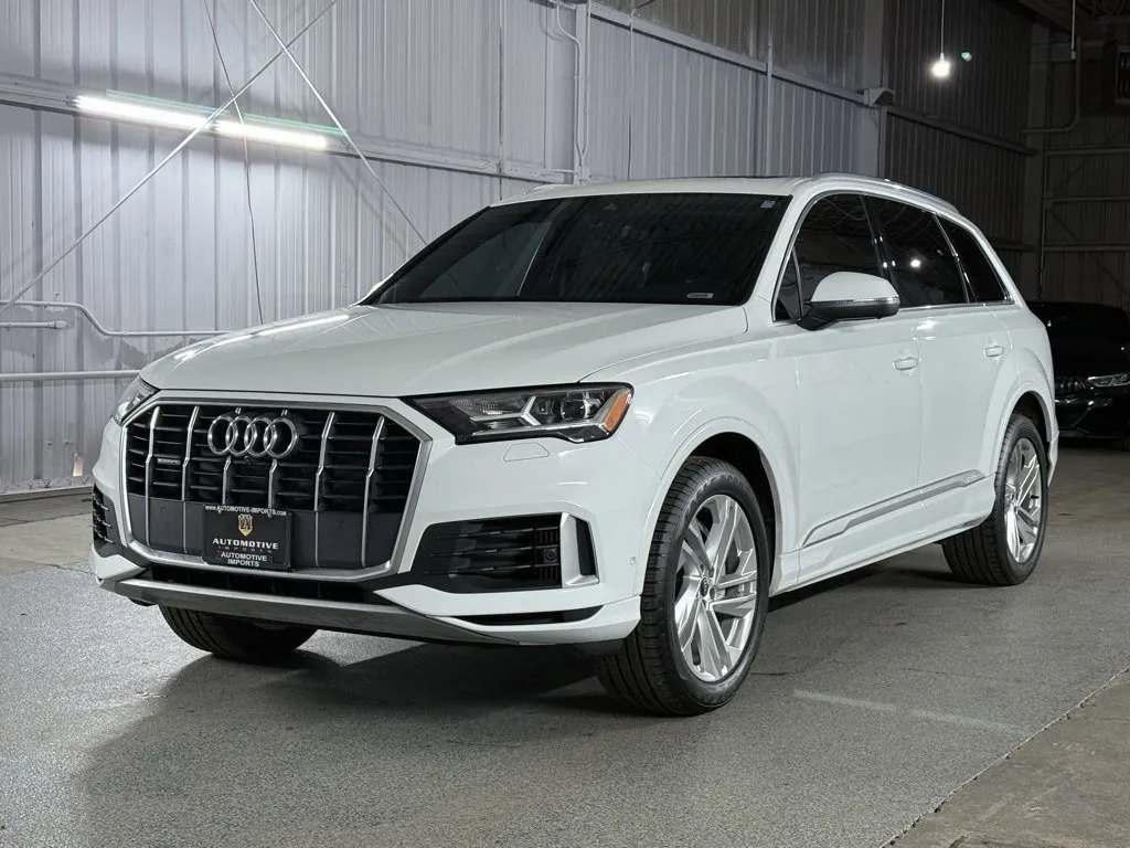 2021 Audi Q7 Premium Plus's photo