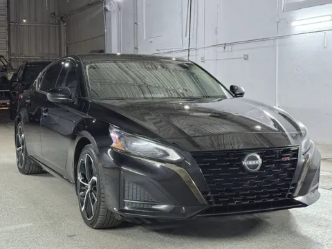 Another view of 2024 Nissan Altima 2.5 SR for sale in Denver, CO at Automotive Imports Sales & Service