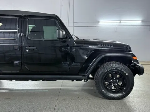 More photos of 2022 Jeep Gladiator Willys at Automotive Imports Sales & Service, CO