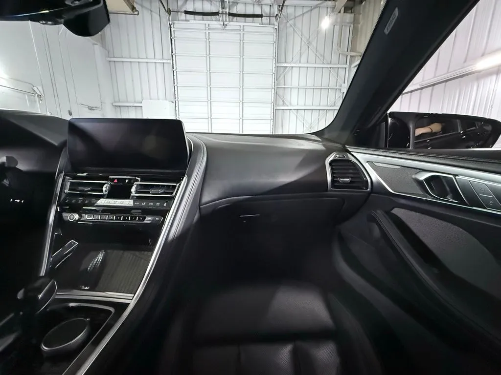 2023 BMW 8 Series M850i - Photo 48