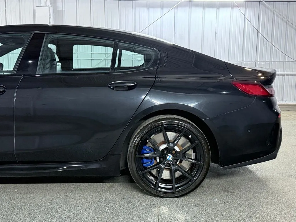 2023 BMW 8 Series M850i - Photo 12