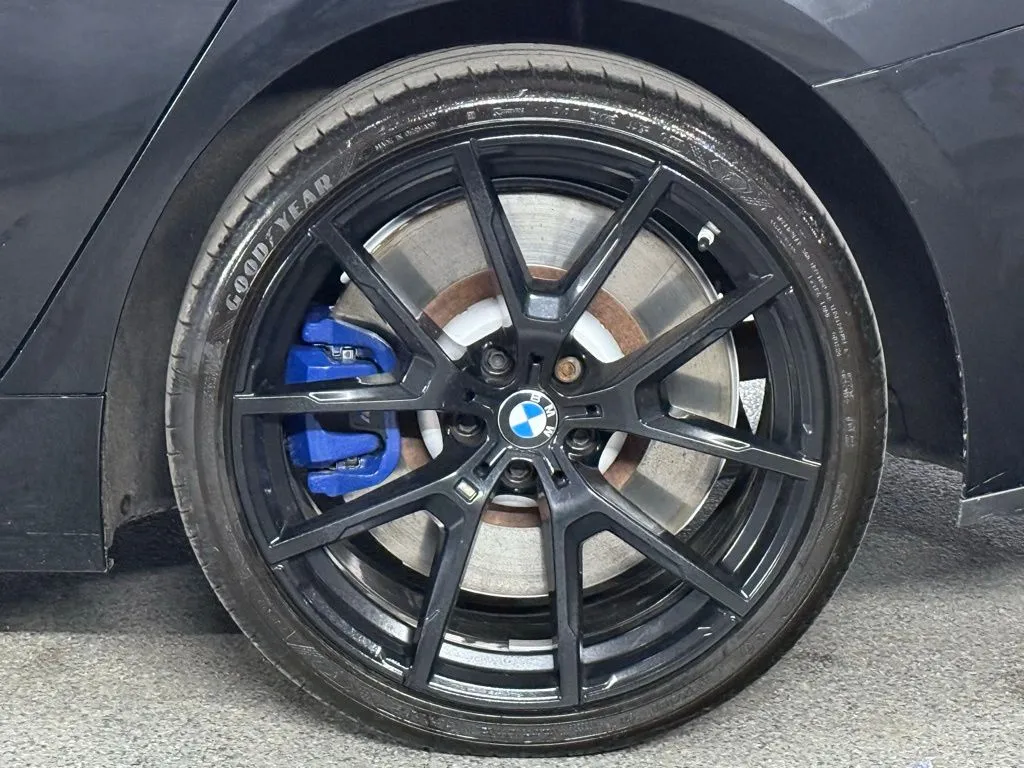 2023 BMW 8 Series M850i - Photo 13