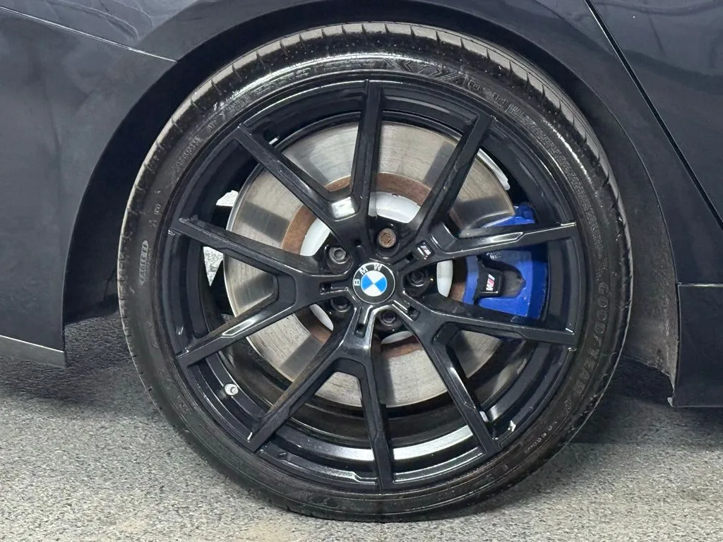 2023 BMW 8 Series M850i - Photo 8