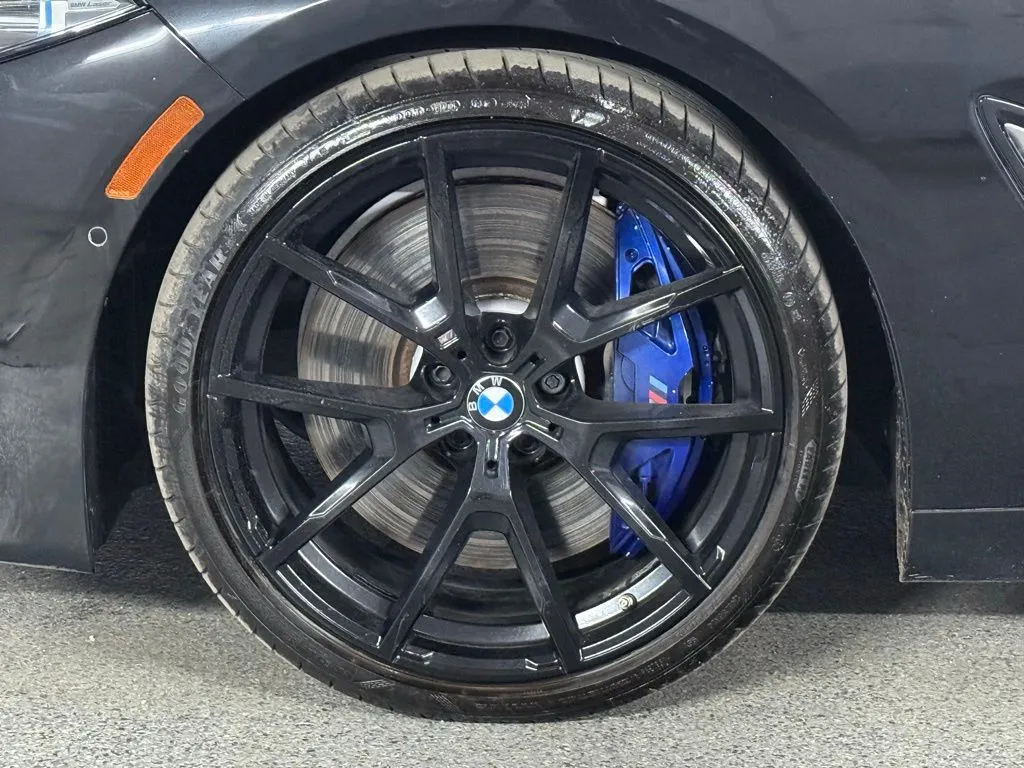 2023 BMW 8 Series M850i - Photo 16