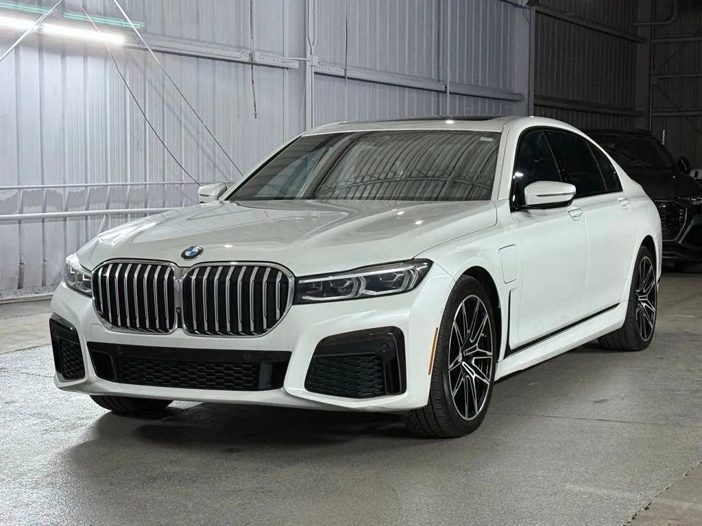 White 2020 BMW 7 Series 745e xDrive iPerformance for sale in Denver, CO