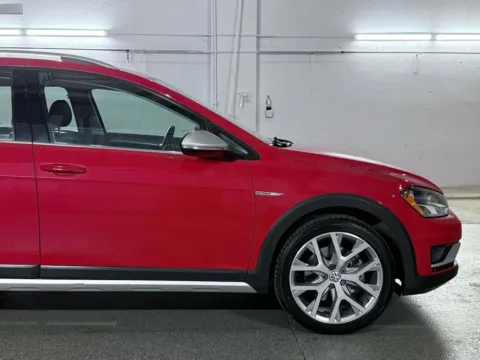 More photos of 2017 Volkswagen Golf Alltrack SEL at Automotive Imports Sales & Service, CO