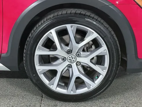 More photos of 2017 Volkswagen Golf Alltrack SEL at Automotive Imports Sales & Service, CO