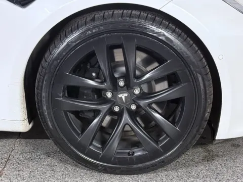 More photos of 2021 Tesla Model S Plaid at Automotive Imports Sales & Service, CO