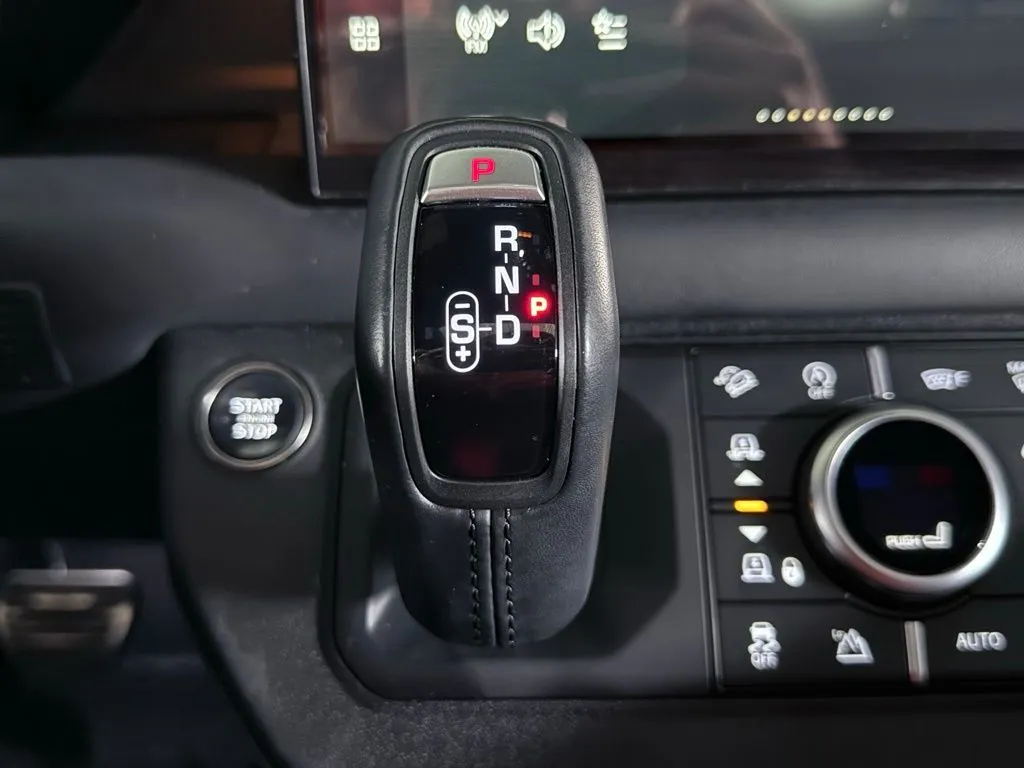 2023 Land Rover Defender X - Photo 32