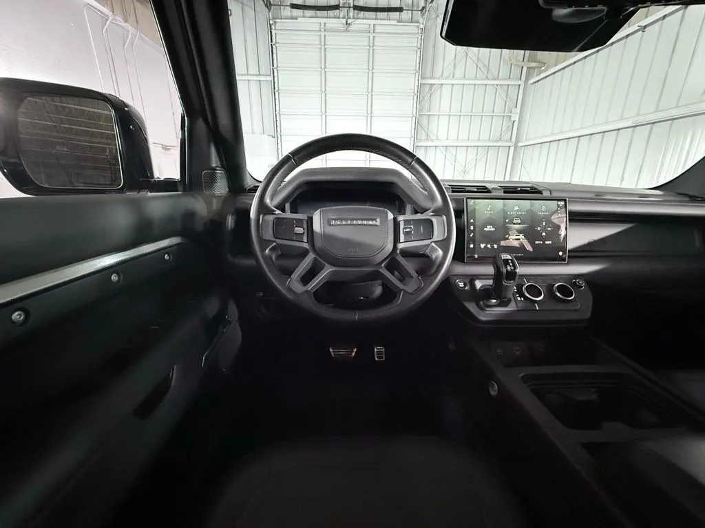 2023 Land Rover Defender X - Photo 39