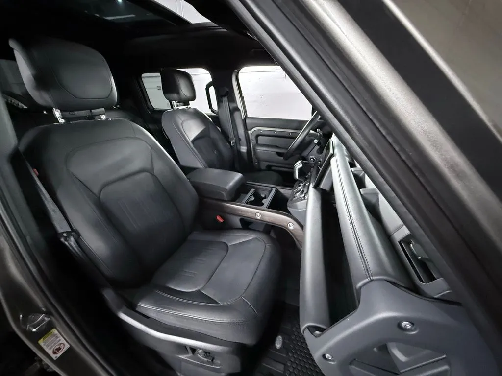 2023 Land Rover Defender X - Photo 25