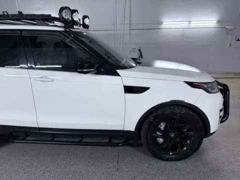 More photos of 2020 Land Rover Discovery HSE at Automotive Imports Sales & Service, CO
