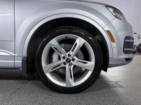 More photos of 2019 Audi Q7 Prestige at Automotive Imports Sales & Service, CO