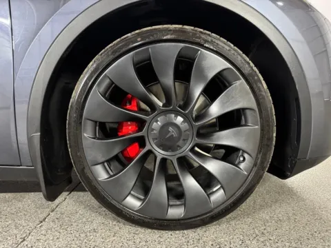 More photos of 2023 Tesla Model Y Performance at Automotive Imports Sales & Service, CO
