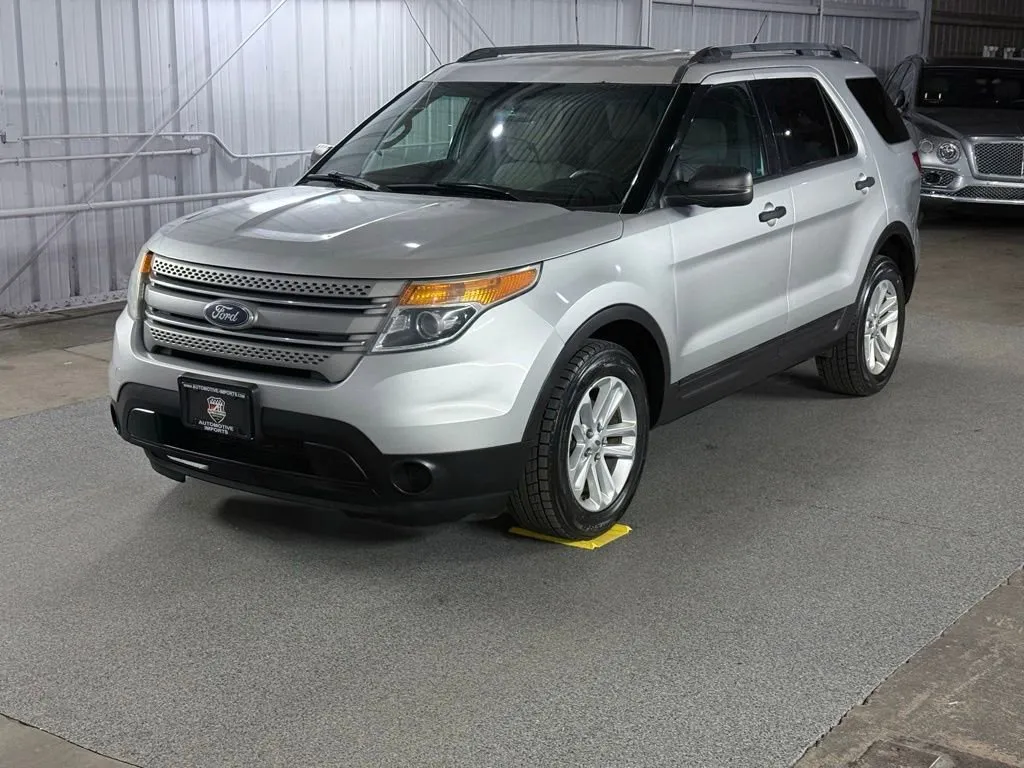 2015 Ford Explorer Base 4x4's photo