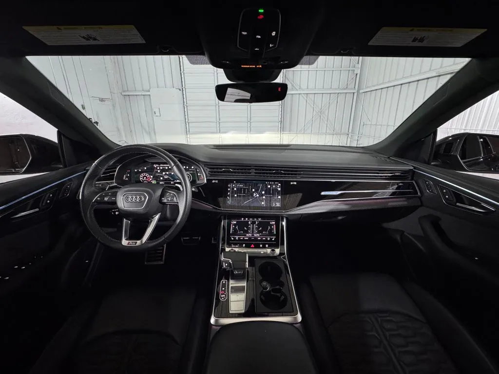 2023 Audi RS Q8 Base - Photo 23
