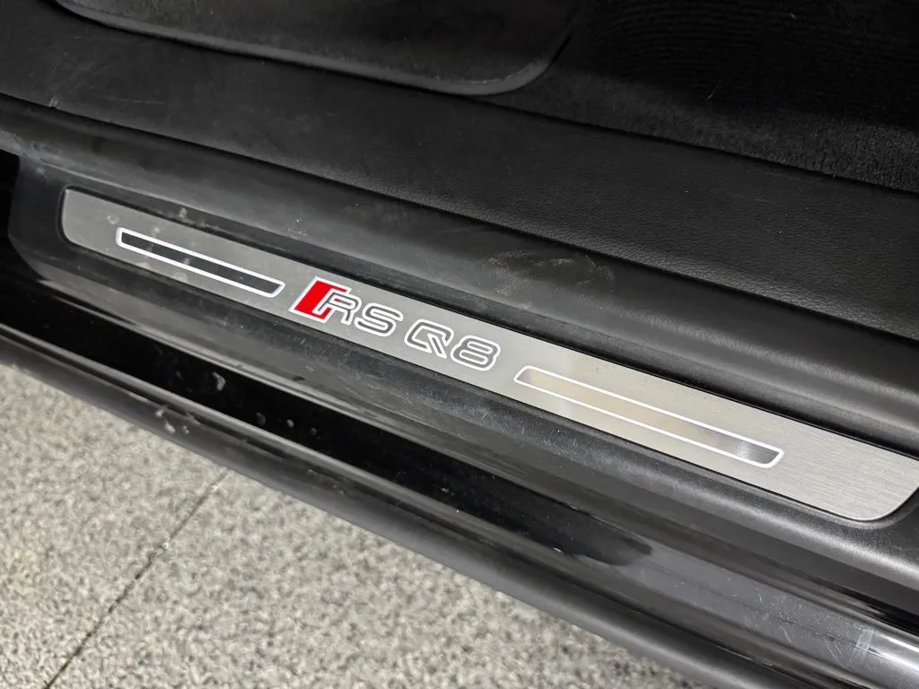 2023 Audi RS Q8 Base - Photo 43