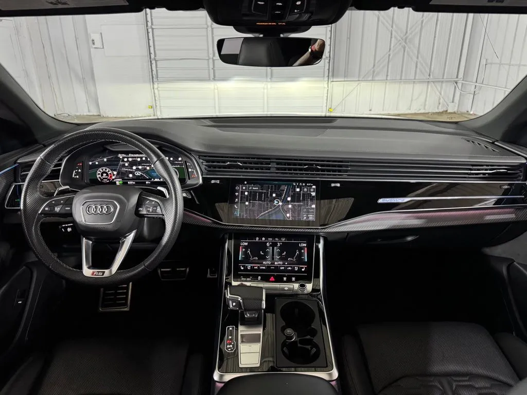 2023 Audi RS Q8 Base - Photo 24