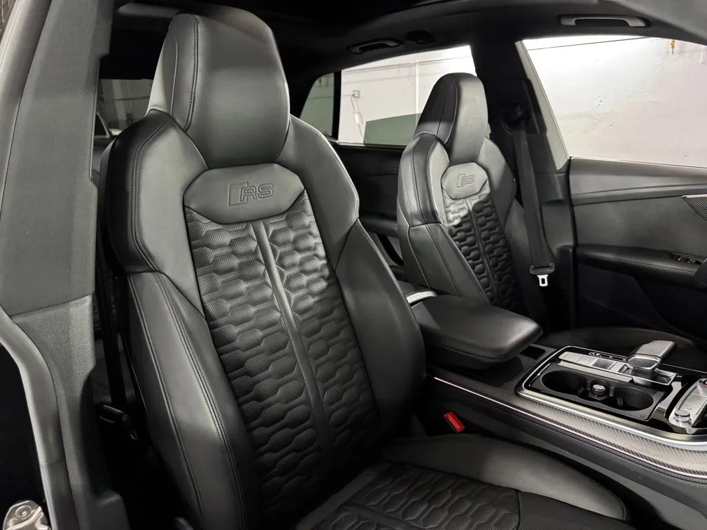 2023 Audi RS Q8 Base - Photo 55