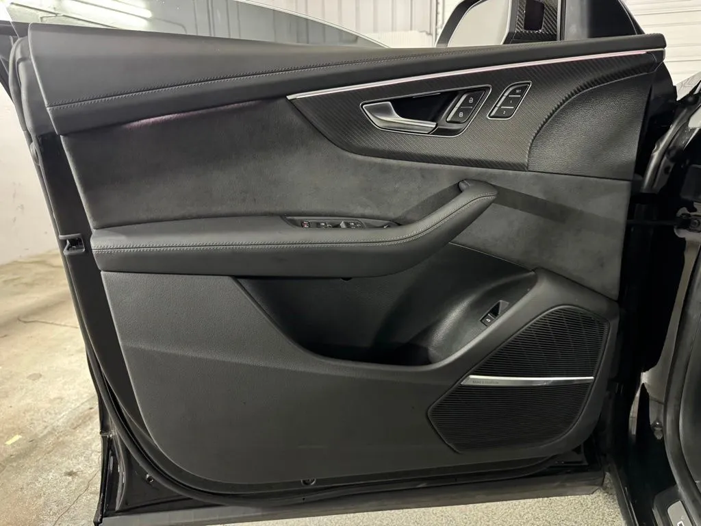 2023 Audi RS Q8 Base - Photo 41
